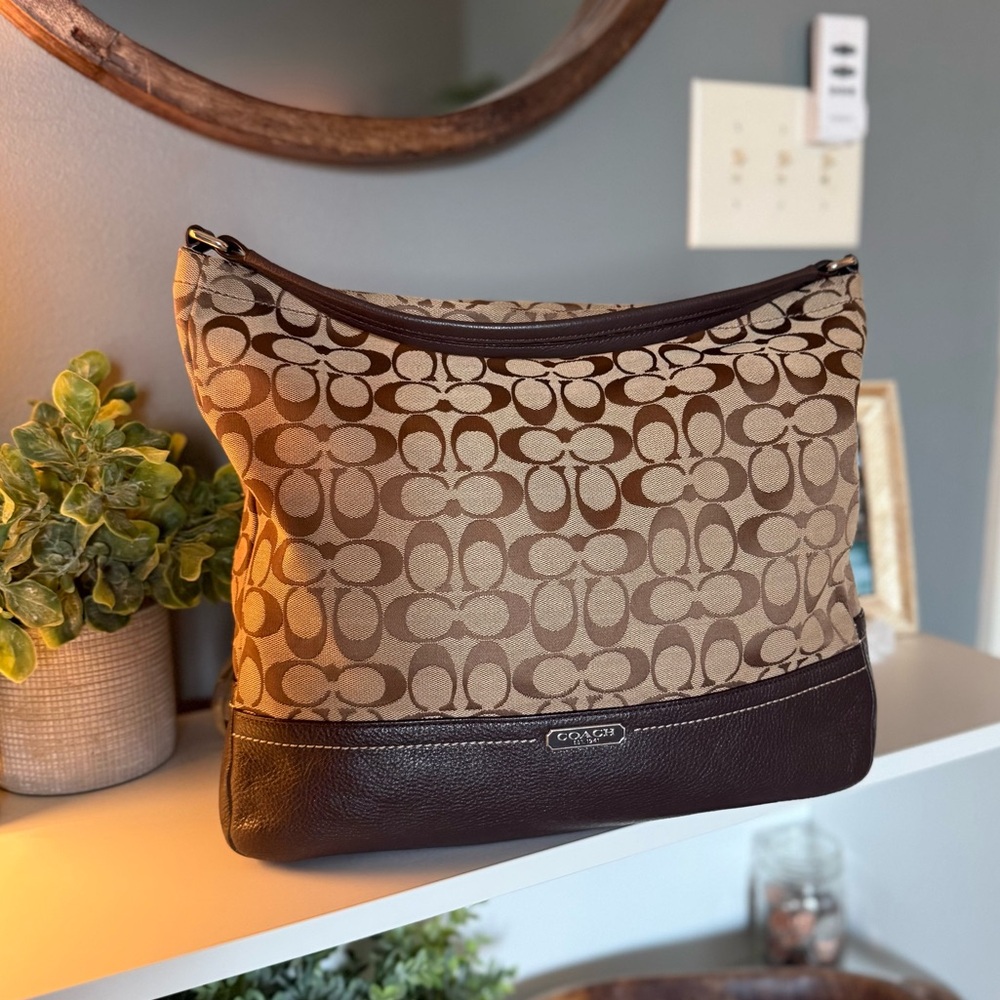 Vintage Signature Coach Tote Bag